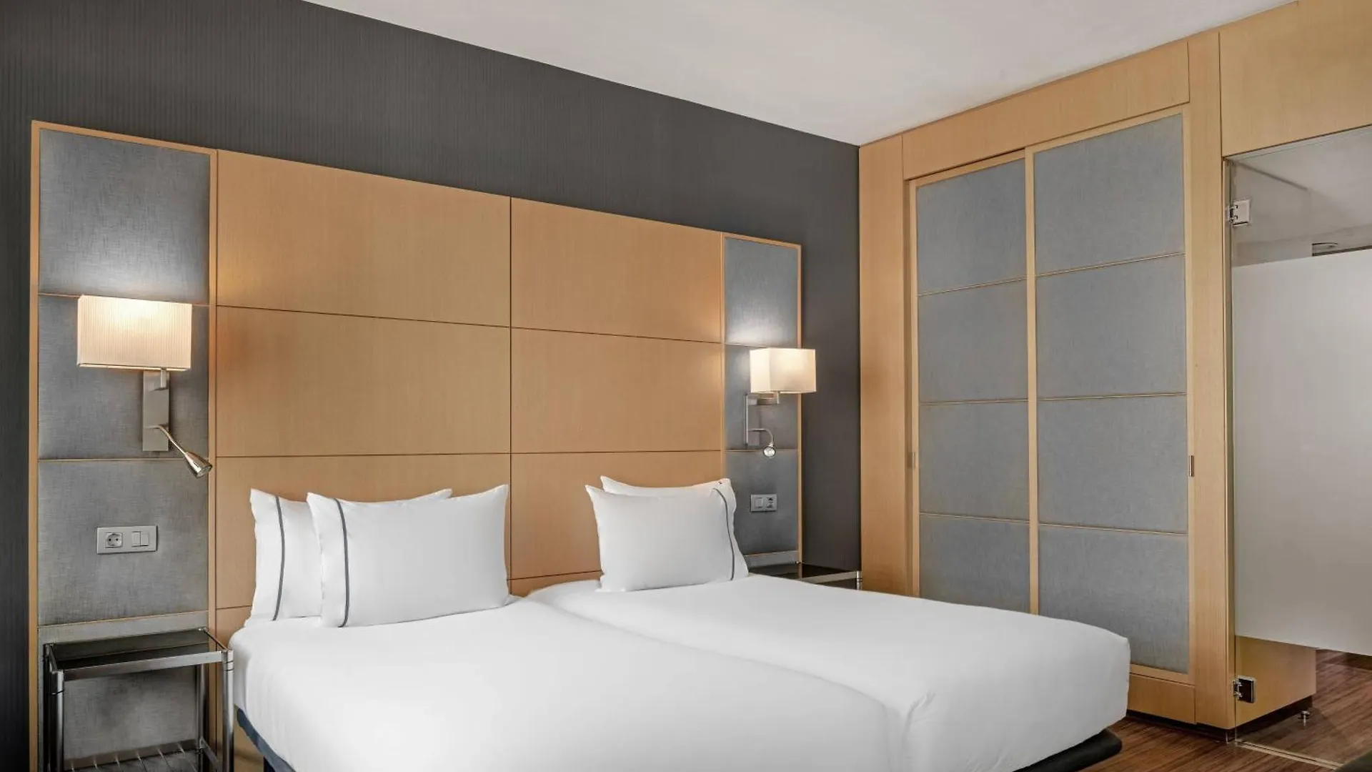Ac Hotel Victoria Suites By Marriott Barcelona
