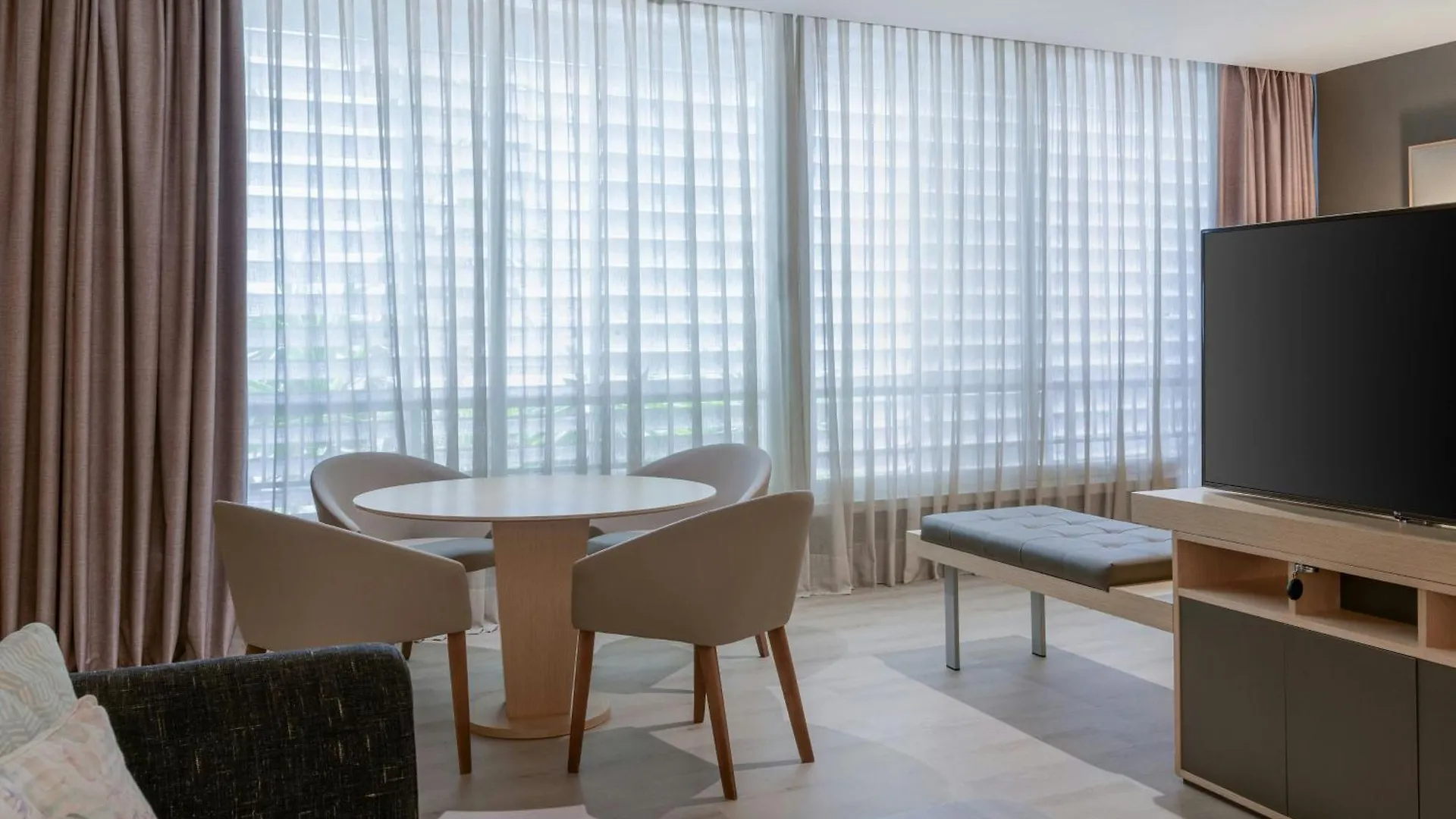 Ac Hotel Victoria Suites By Marriott Barcelona